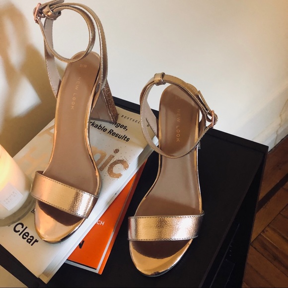 New Look Rose Gold Rhinestone Block Heel Sandal - Picture 4 of 7